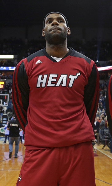 Chris Bosh tells Heat he opts out of contract
